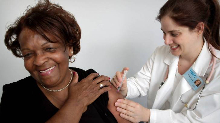 women getting a vaccination