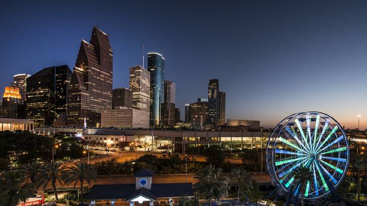 houston skylinr at night