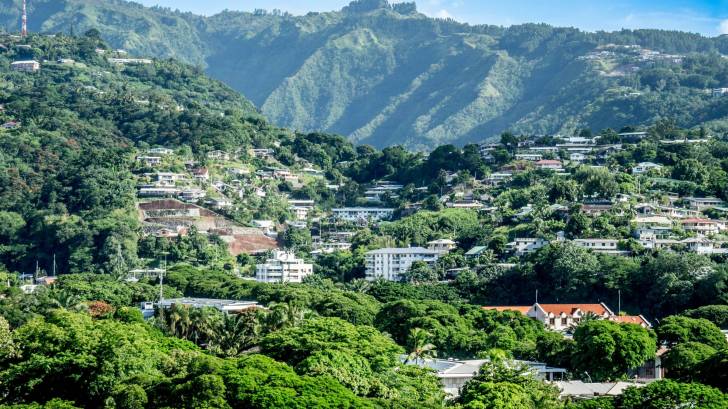 showing a landscape of Tahiti where Dengue is outbreaking