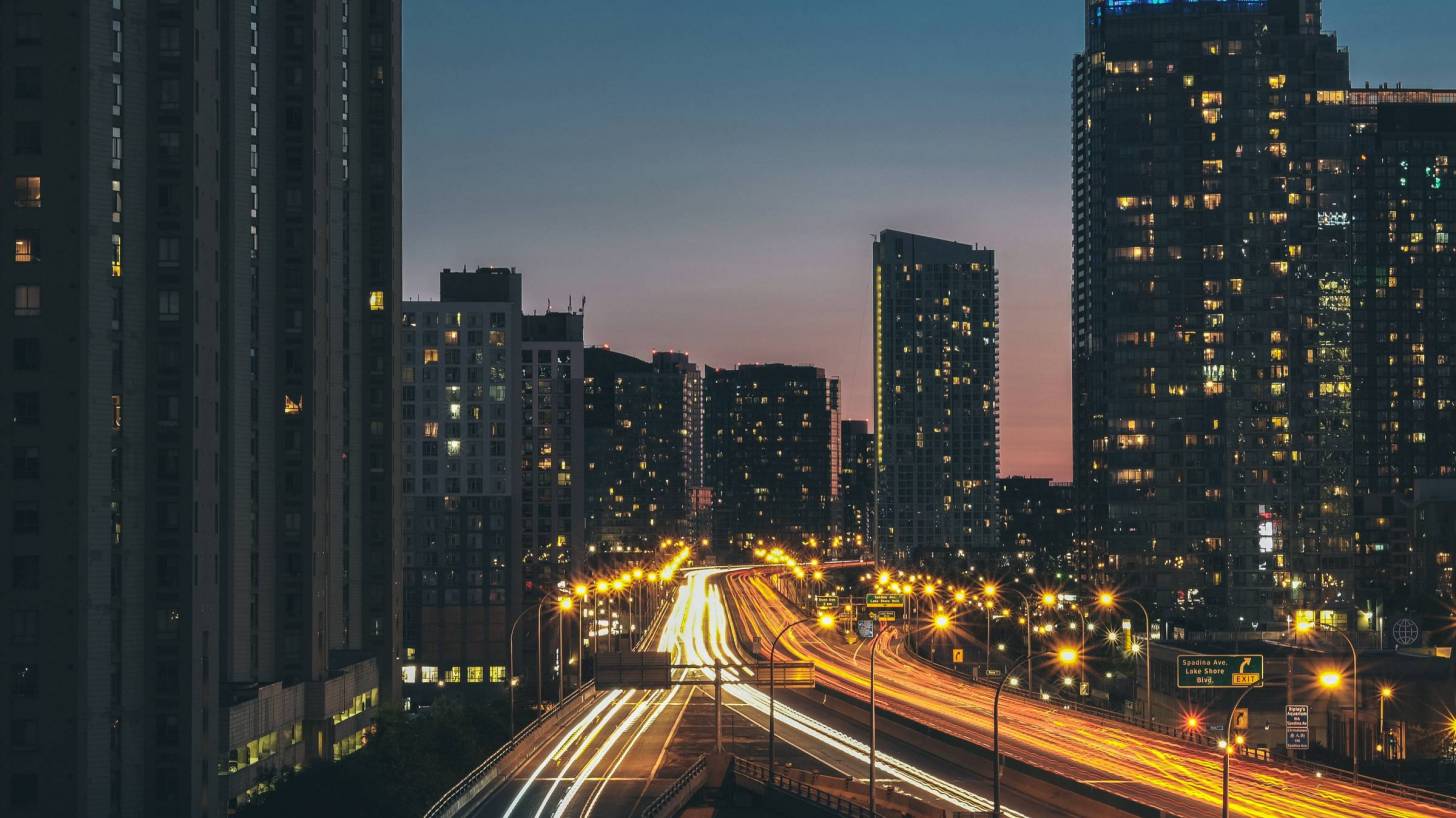 toronto at night