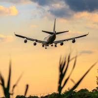 jet landing in Israel