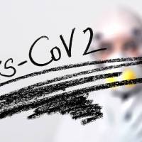 sars-cov-2 with health care worker